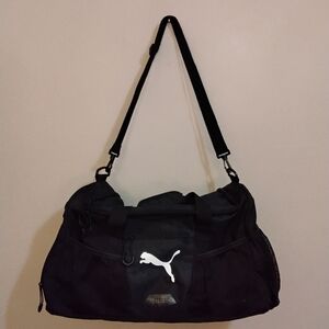 Puma Black Gym Bag with White Logo Duffle  – EUC